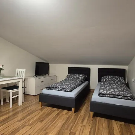 Pod Lasem Apartament *