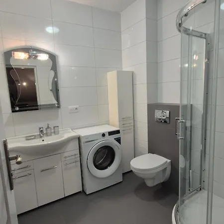 Pod Lasem * Cracovia