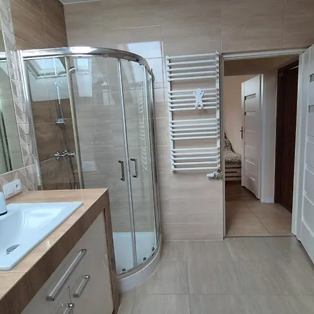 Pod Lasem Apartmán *